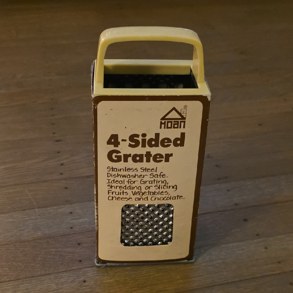 Hoan Stainless Steel 4-Sided Grater.  Vintage 1980. NEW